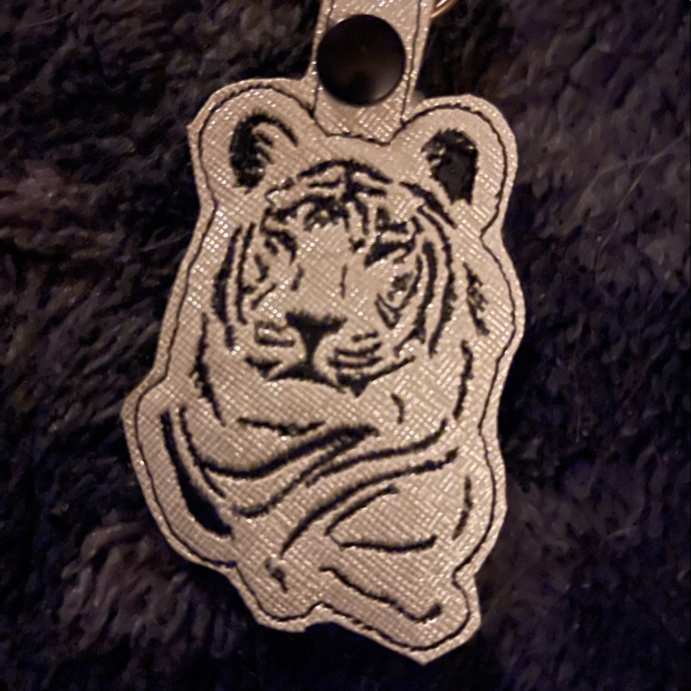 Tiger keychain - Picture 2 of 3